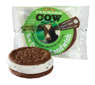 Farmers Cow Ice cream sandwich mint