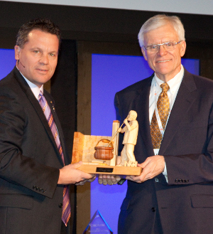 Larry Jensen, President of Leprino Foods Company,  Receives 2013 NCI Laureate Award