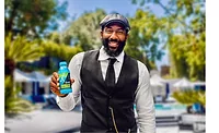 Grab1.jpg Grab1 teams with Stoudemire