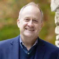 Douglas Peckenpaugh headshot 200x200