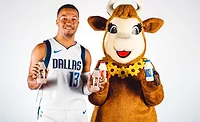 Borden partners with Mavericks