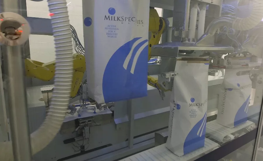 Premier Tech helps Milk Specialties Global automate its powder packing operation 