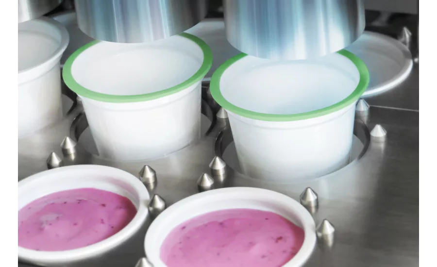 Czech dairy manufacturer Olma broadens range with Syntegon Technology cup filling machine