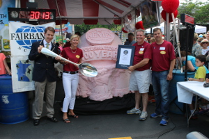 Kemps sets World Record for Scoop