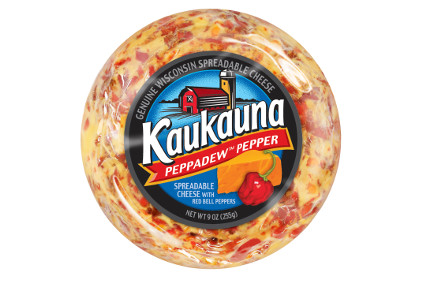 Kaukauna Peppadew Pepper cheese ball - feature