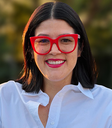 Kelly Torres-Chadd headshot