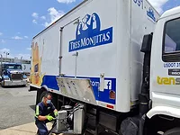 Dairy truck maintenance Dairy truck maintenance